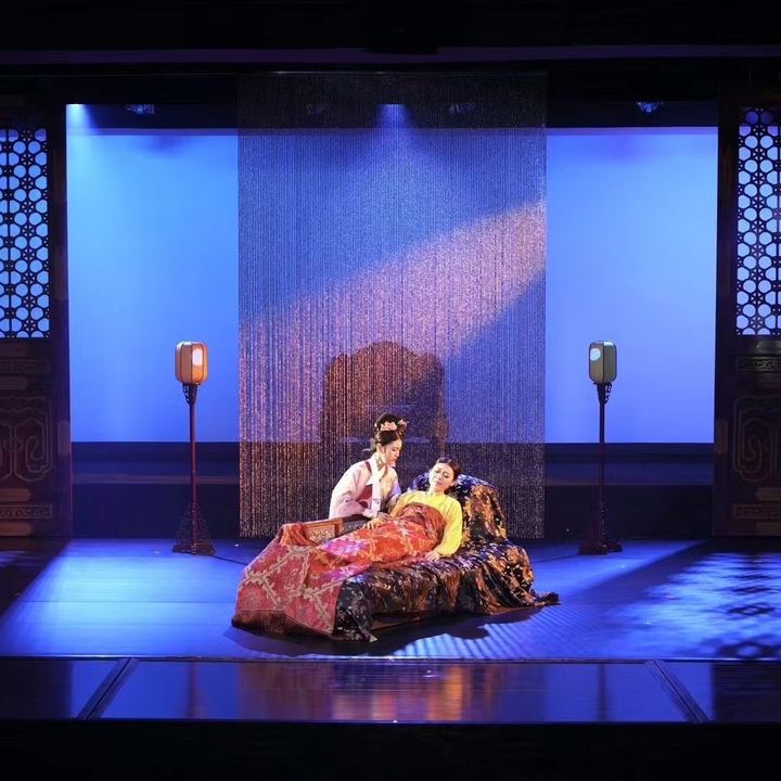 演出现场